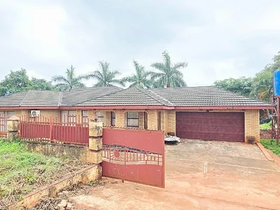 4 Bedroom House For Sale in Ngwenani, Thohoyandou - 4Lhs.webp