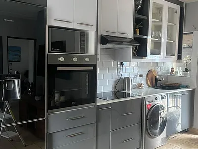 2 Bedroom Apartment For Sale in Soweto - img