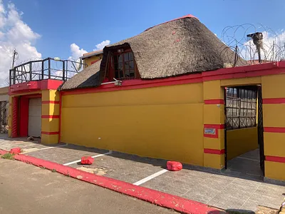 10 Bedroom House For Sale in Soweto - img