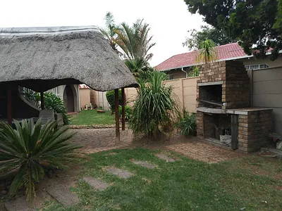 3 Bedroom House To Rent in Johannesburg - img