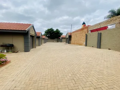 2 Bedroom Townhouse For Sale in Polokwane - img
