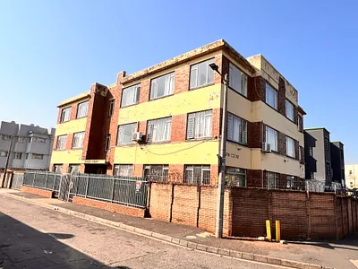 1 Bedroom Apartment For Sale in Durban - 2cC6.webp