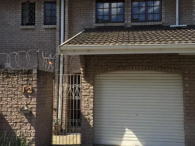 3 Bedroom Apartment For Sale in Pinetown - gfx3.webp