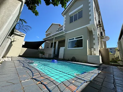 3.5 Bedroom Apartment For Sale in Durban - q2Av.webp