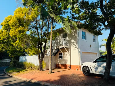 4 Bedroom Apartment To Rent in Mount Edgecombe - 2GIf.webp
