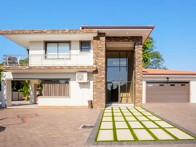 3 Bedroom House For Sale in Durban North - Va2g.webp