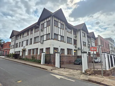 1 Bedroom Apartment To Rent in Durban - YQs4.webp