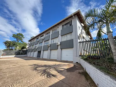 3 Bedroom Apartment For Sale in Durban - nyZc.webp