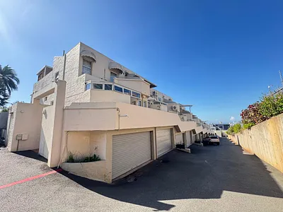 3 Bedroom Apartment To Rent in Durban - Vc2p.webp