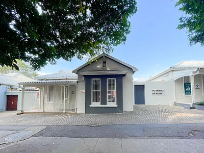 4 Bedroom House For Sale in Durban - Rwvr.webp