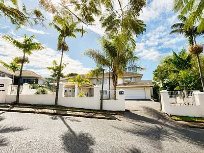 4 Bedroom Apartment To Rent in Durban North - McM4.webp