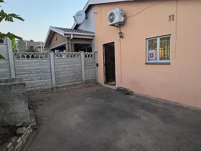 2 Bedroom House To Rent in Verulam - T00r.webp