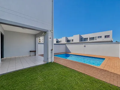 1 Bedroom Apartment For Sale in Amanzimtoti - YsOr.webp