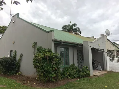 2 Bedroom Townhouse To Rent in Pinetown - xSvk.webp