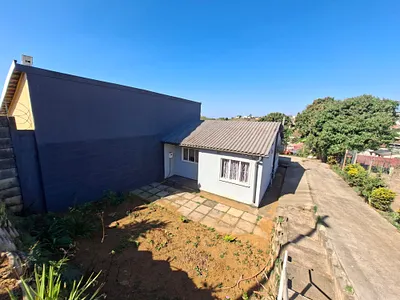 2 Bedroom House For Sale in Phoenix - 0M1s.webp
