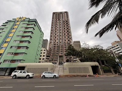 2 Bedroom Apartment For Sale in Durban - cM8O.webp