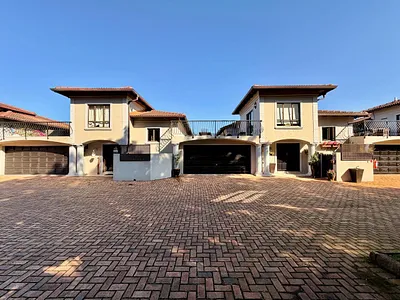 4 Bedroom Townhouse For Sale in Ballito - 174p.webp