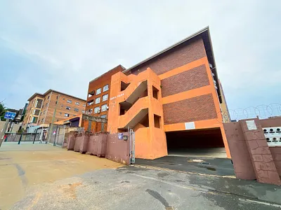 2 Bedroom Apartment To Rent in Durban - 9B2y.webp