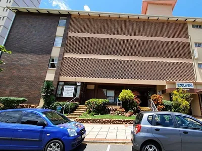 1.5 Bedroom Apartment For Sale in Amanzimtoti - RICr.webp