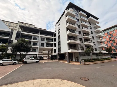 2 Bedroom Apartment To Rent in Umhlanga - bhEE.webp