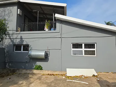 4 Bedroom Apartment To Rent in Durban - z98L.webp