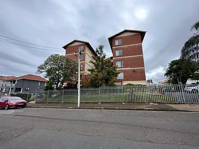 1 Bedroom Apartment To Rent in Durban - 5gd8.webp