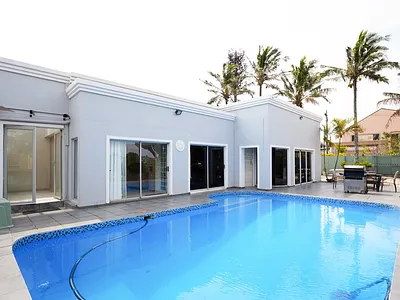 6 Bedroom House For Sale in Durban - XZeR.webp