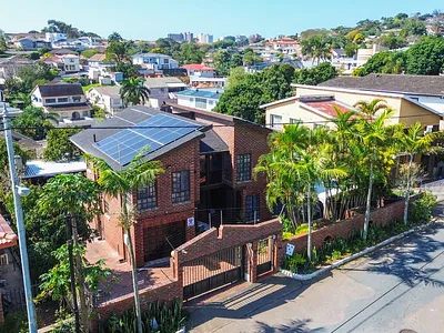 4 Bedroom House For Sale in Durban - 3ovN.webp