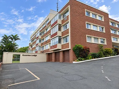 3 Bedroom Apartment To Rent in Durban - MxVj.webp