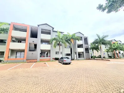 2 Bedroom Apartment For Sale in Umhlanga - CRlB.webp