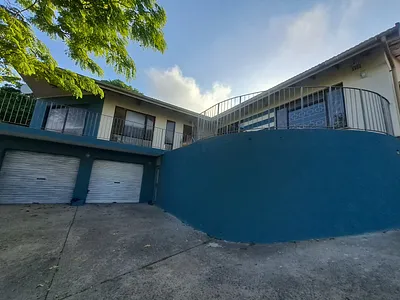 3 Bedroom House To Rent in Amanzimtoti - 6WHu.webp