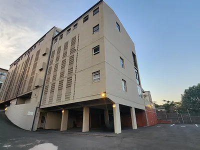 1 Bedroom Apartment To Rent in Durban - t2nW.webp
