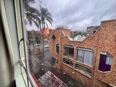 1 Bedroom Apartment For Sale in Durban - Z5sG.webp
