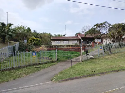 4 Bedroom House For Sale in Durban - 5nxr.webp