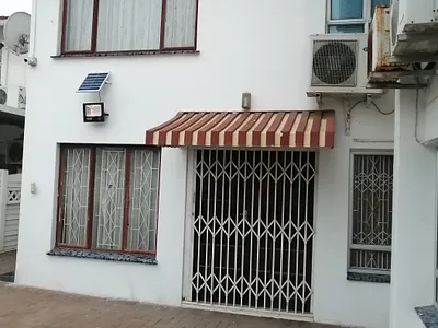 3 Bedroom House To Rent in Chatsworth - 41Pp.webp