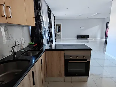 3 Bedroom Apartment To Rent in Durban - lC6k.webp