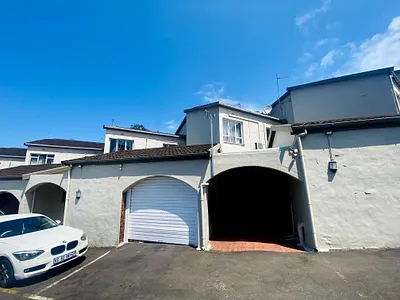 3 Bedroom Townhouse For Sale in Durban - d4NS.webp