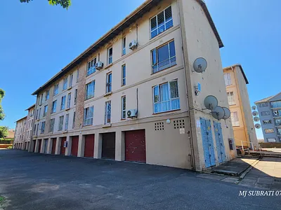 1 Bedroom Apartment For Sale in Durban - Esyt.webp