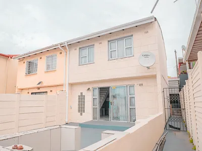 3 Bedroom House For Sale in Phoenix - sVox.webp