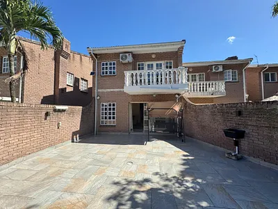 4 Bedroom Townhouse For Sale in Durban - 3lJR.webp
