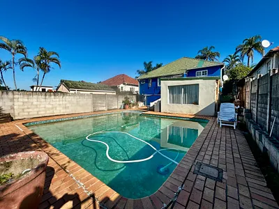 4 Bedroom House For Sale in Durban - skEs.webp