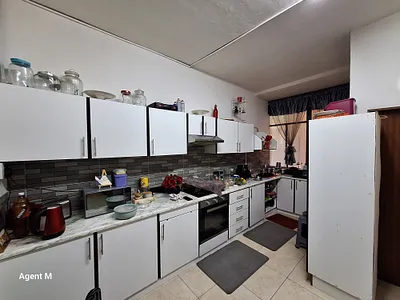 2 Bedroom Apartment For Sale in Durban - 6FGk.webp