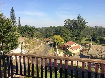 4 Bedroom House To Rent in Queensburgh - ijET.webp