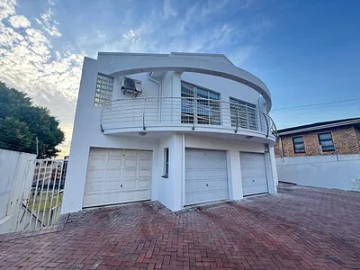2 Bedroom Apartment To Rent in Durban - 9FFV.webp
