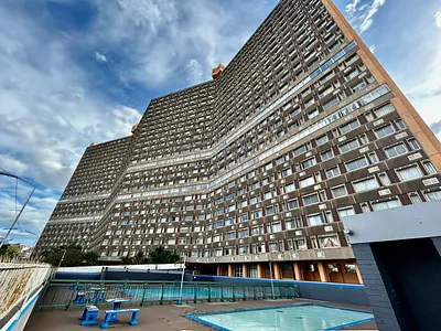 2 Bedroom Apartment To Rent in Amanzimtoti - YzYX.webp