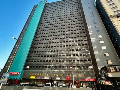 1 Bedroom Apartment For Sale in Durban - 4eJy.webp