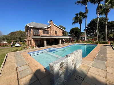 4 Bedroom House For Sale in Hillcrest - Yuth.webp