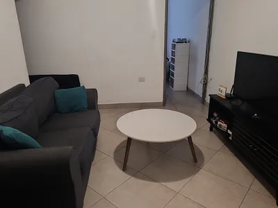 1 Bedroom Apartment To Rent in Queensburgh - img