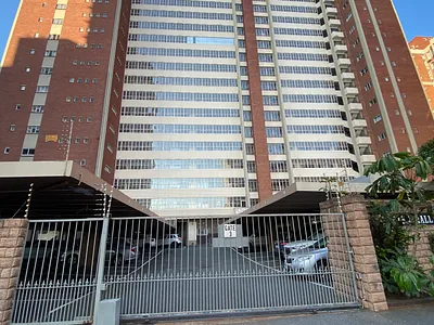 3.5 Bedroom Apartment For Sale in Durban - yqEj.webp