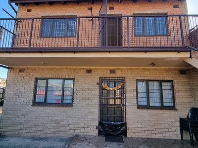 3 Bedroom Apartment To Rent in Chatsworth - fM69.webp